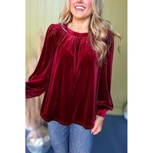 Umgee USA Deep Red Velvet Balloon Sleeve Blouse Top Size M Scoop Neck Keyhole